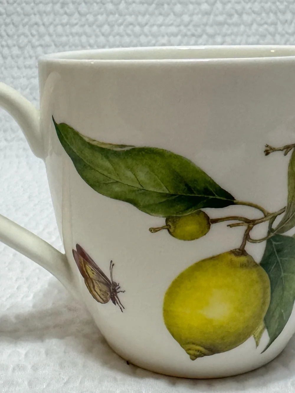 Gracie China Lemon Ceramic Mug